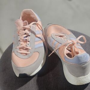 Adidas Women's Peach and Light Gray Sneakers